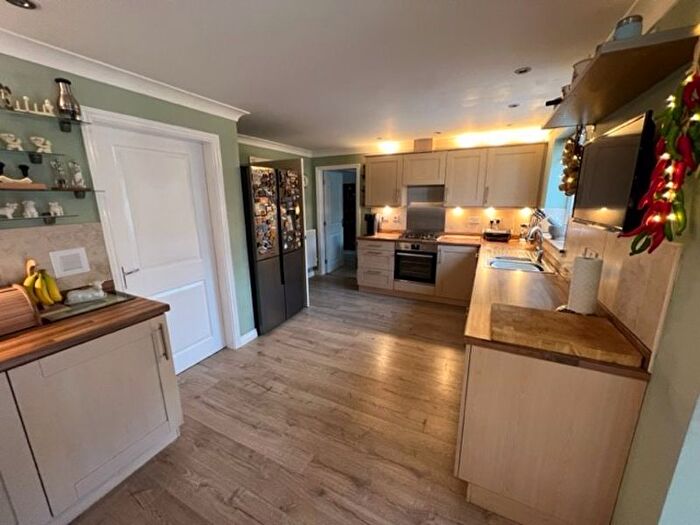 5 Bedroom Detached House For Sale In Mellors Road, Edwinstowe, NG21