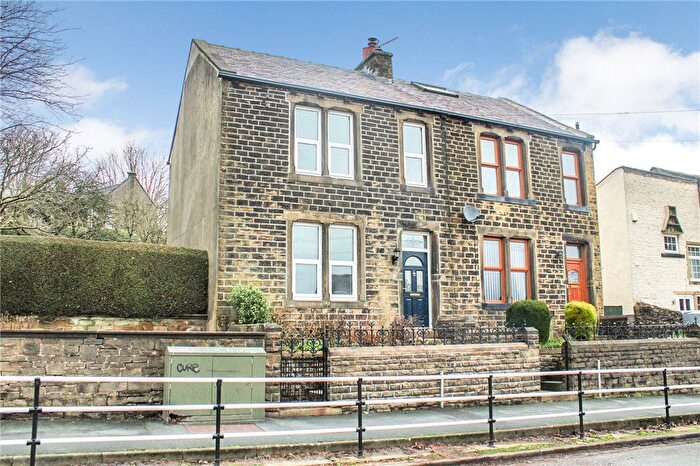 3 Bedroom Semi-detached House For Sale In Worth View, Oakworth, Keighley, West Yorkshire, BD22
