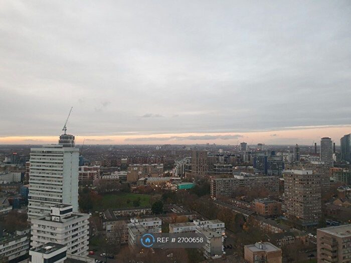 2 Bedroom Flat To Rent In Duval House, London, SW11