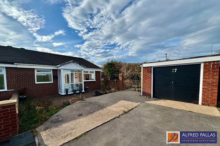 2 Bedroom Semi-Detached Bungalow For Sale In Ashberry Grove, Fulwell, SR6