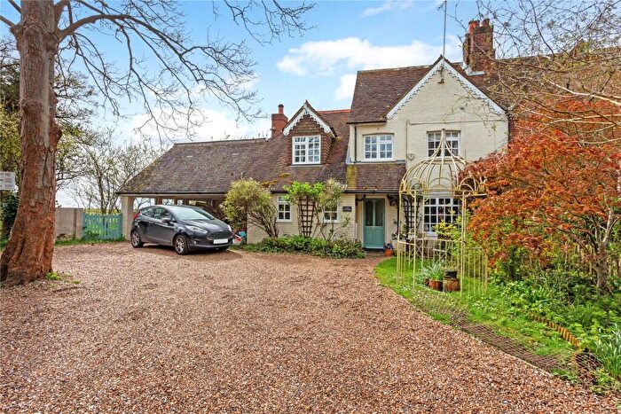 4 Bedroom House To Rent In The Gardens, Old Lane, Cobham, KT11