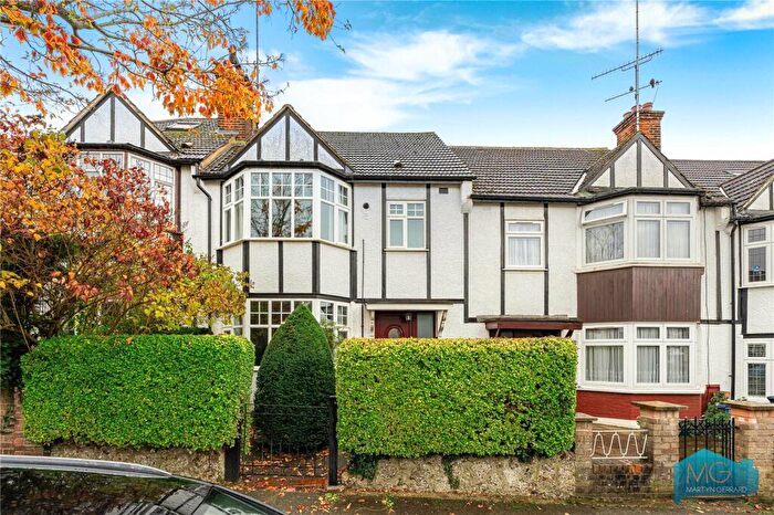 3 Bedroom Terraced House For Sale In Lansdowne Road, London, N3