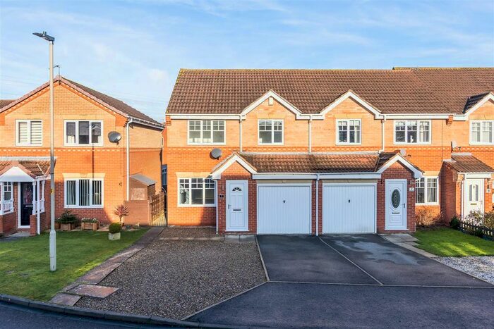 3 Bedroom Property To Rent In Ryngwoode Drive, Malton, YO17