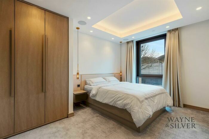 2 Bedroom Apartment To Rent In St Johns Wood Road, St Johns Wood, NW8