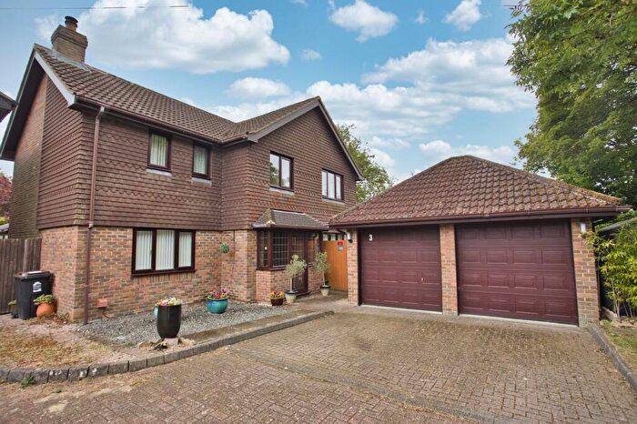 4 Bedroom Detached House For Sale In Hill Rise, Church Hill, Shepherdswell, CT15