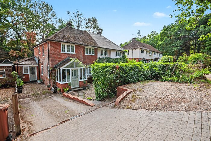 4 Bedroom Semi-Detached House For Sale In Laurel Grove, Farnham, Surrey, GU10