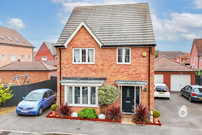 4 Bedroom Detached House For Sale In Pellitot Grove, Shinfield Meadows, RG2