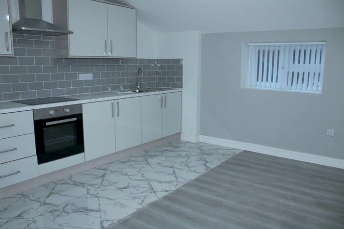 2 Bedroom Flat To Rent In West Bromwich Street, Walsall, WS1