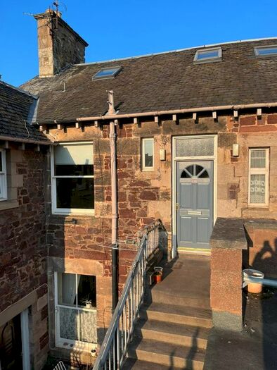 2 Bedroom Maisonette To Rent In A High Street, East Linton, EH40