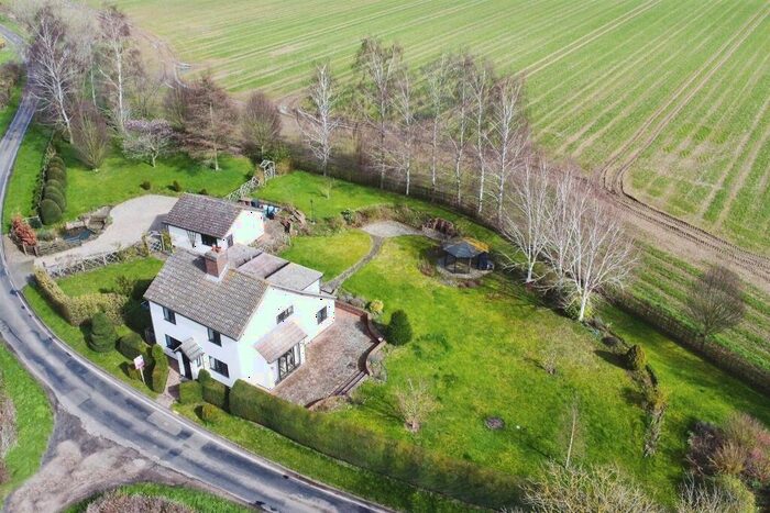 4 Bedroom Detached House For Sale In Littley Green Road, Howe Street, Chelmsford, CM3