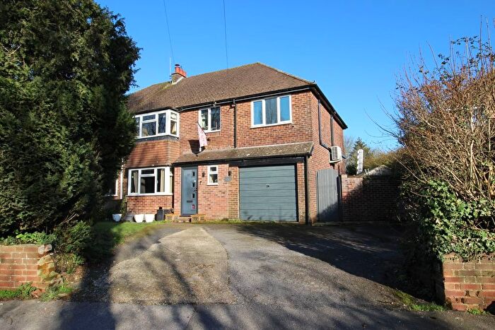 4 Bedroom Semi Detached House For Sale In St. Margarets Lane, Titchfield, PO14