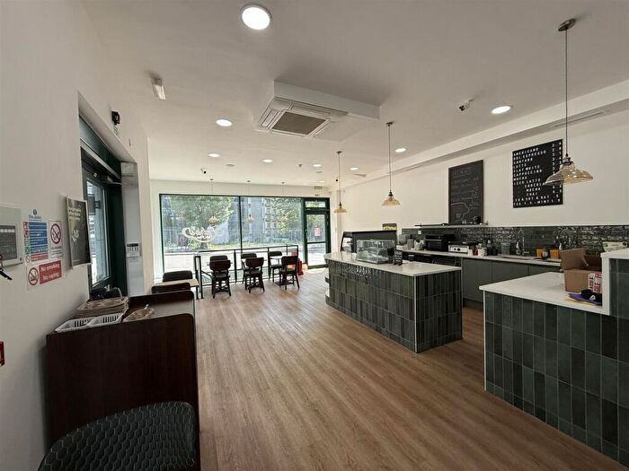 Property To Rent In Pentonville Road, London, N1