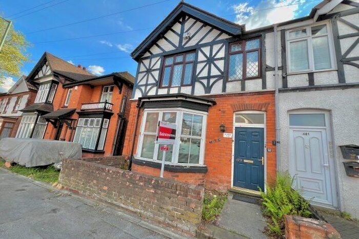 2 Bedroom Flat To Rent In Bloxwich Road, Walsall, WS3