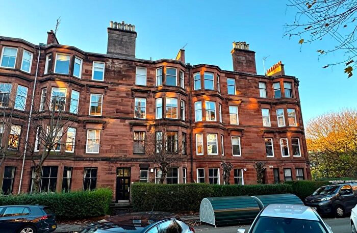 2 Bedroom Flat To Rent In / Airlie Street, G12