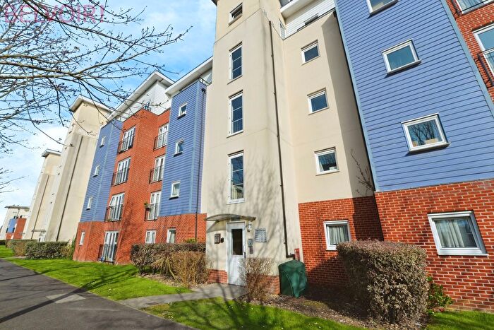 1 Bedroom Flat To Rent In Alexander Square, Eastleigh, SO50