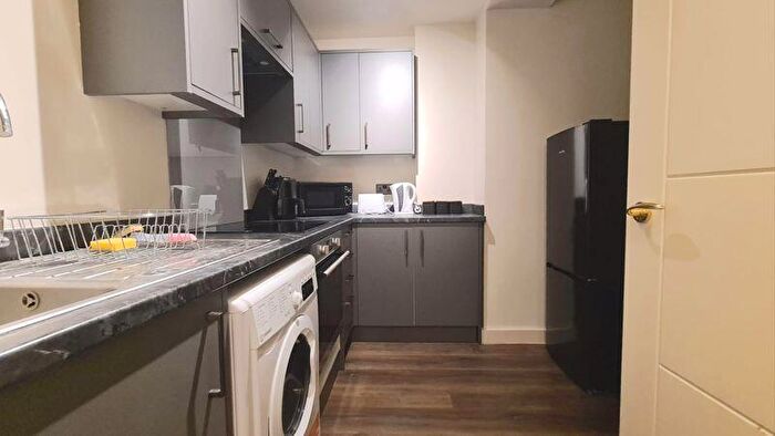 2 Bedroom Flat To Rent In Coronation Walk, Southport Town Centre, Merseyside, PR8