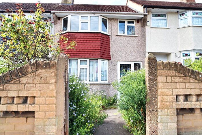 3 Bedroom Terraced House For Sale In Orchard Rise West, Sidcup, DA15