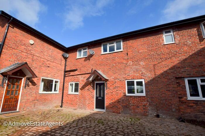 3 Bedroom Barn Conversion To Rent In Green Lane, Timperley, Altrincham WA15