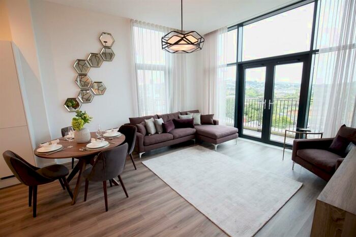 2 Bedroom Apartment To Rent In Alexandra House, Midland Road, Bath, BA2