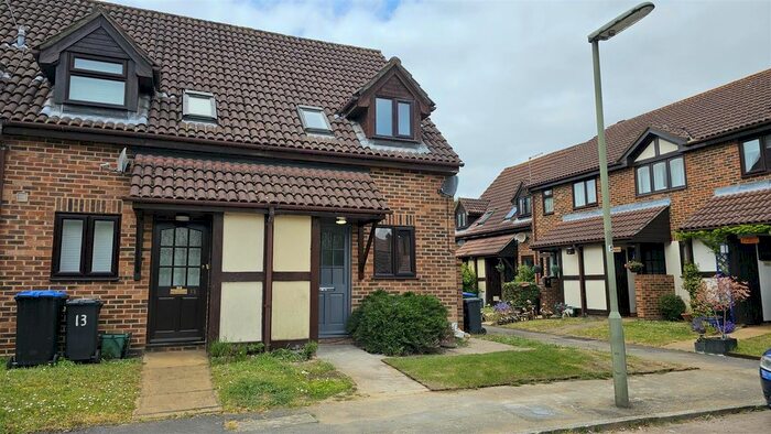 3 Bedroom Property To Rent In Fitzrobert Place, Egham, TW20