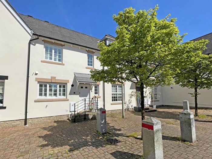 3 Bedroom Terraced House For Sale In Temeraire Road, Manadon Park, Plymouth, PL5