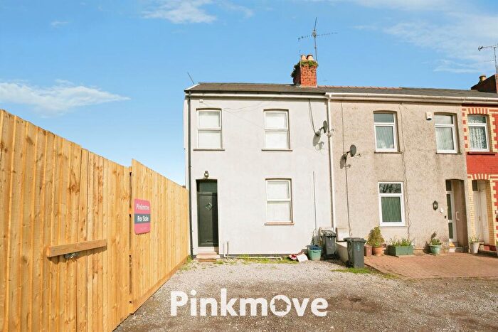 4 Bedroom End Of Terrace House For Sale In Traston Lane, Newport, NP19