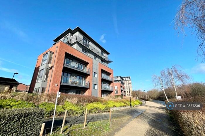 2 Bedroom Flat To Rent In Aire Quay, Hunslet, Leeds, LS10
