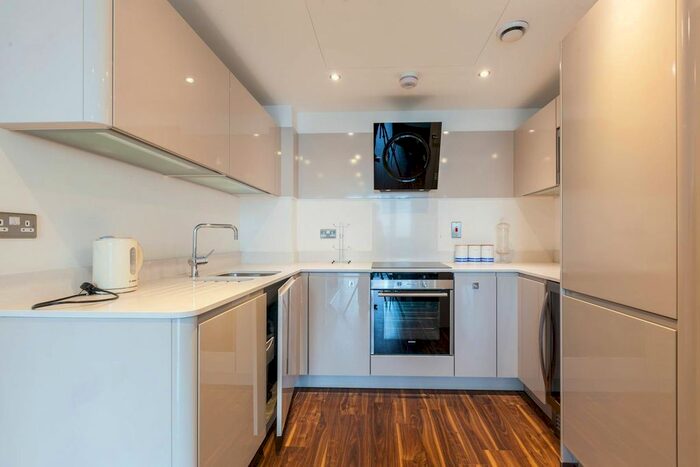 1 Bedroom Flat To Rent In Aldgate, Tower Hamlets, London, E1