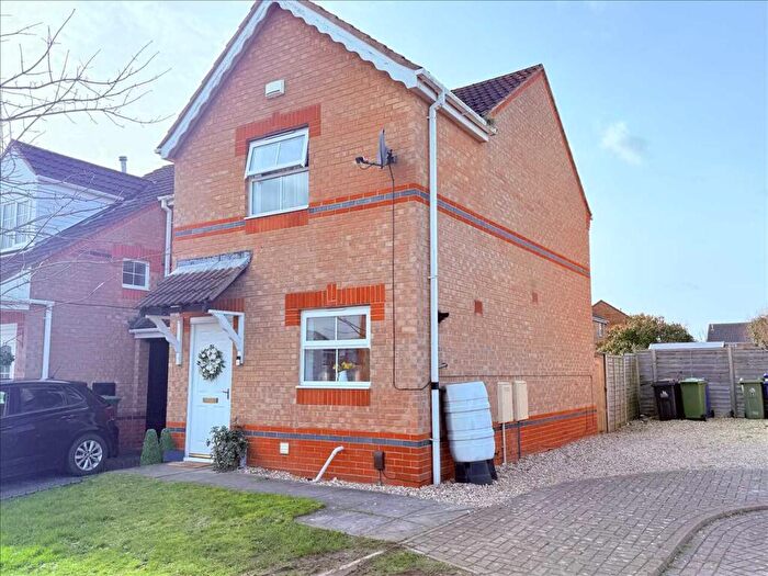 2 Bedroom Terraced House For Sale In Gill Court, Grimsby, DN33