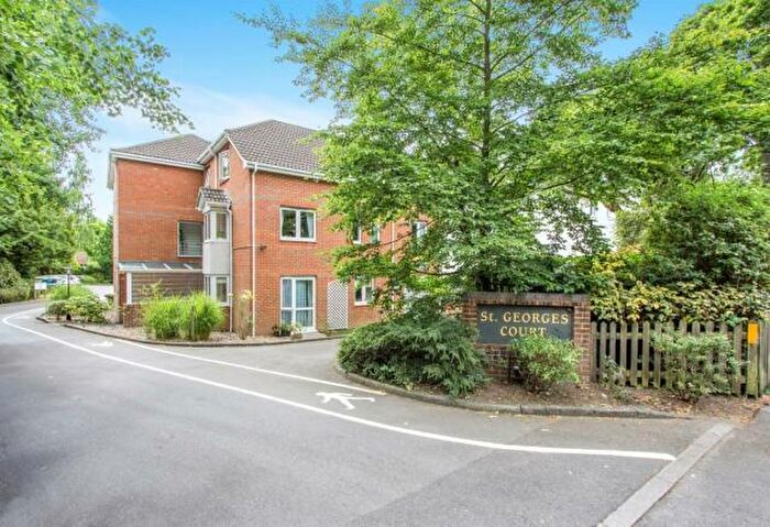 1 Bedroom Apartment For Sale In Ringwood Road, Ferndown, BH22