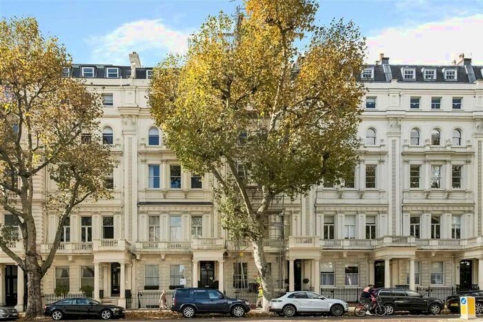 1 Bedroom Detached House To Rent In Queen's Gate, London, SW7