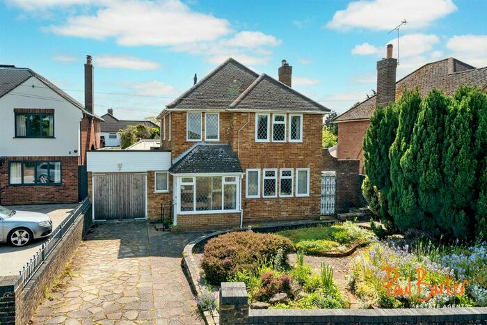 3 Bedroom Detached House For Sale In The Croft, Chiswell Green, St.Albans, AL2