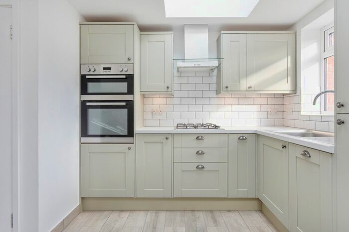 2 Bedroom End Of Terrace House To Rent In Crown Lane, Morden, SM4