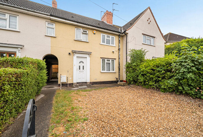 3 Bedroom End Of Terrace House For Sale In Harewood Road, Speedwell, Bristol, BS5