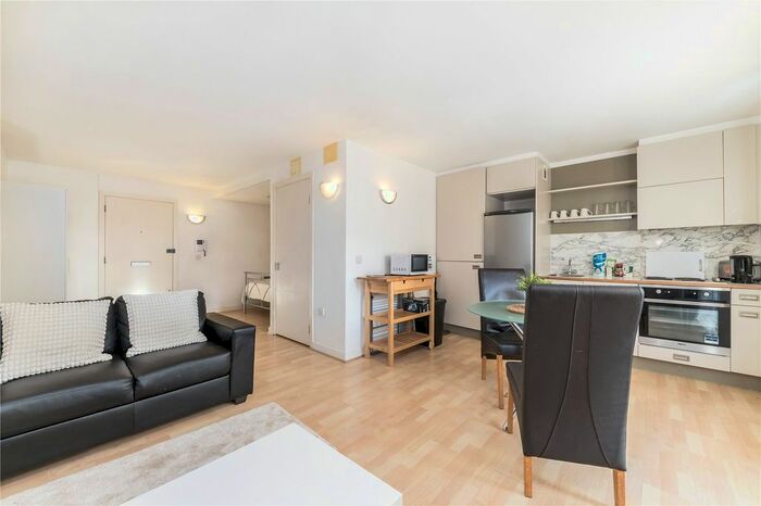 Studio To Rent In Deals Gateway, London, SE13