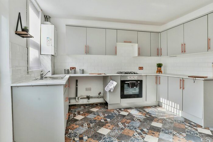 2 Bedroom Flat To Rent In Swindon Street, Bridlington, East Riding Of Yorkshi, YO16