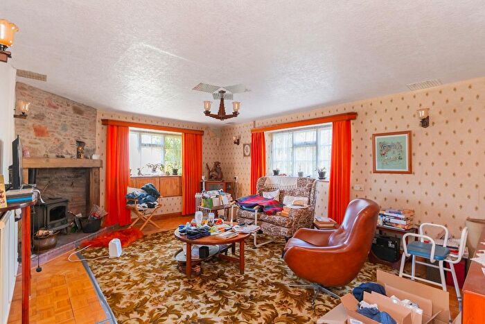 4 Bedroom Detached House For Sale In Hicks Gate, Keynsham, BS31