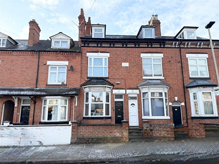 4 Bedroom Terraced House For Sale In Duncan Road, Aylestone, LE2