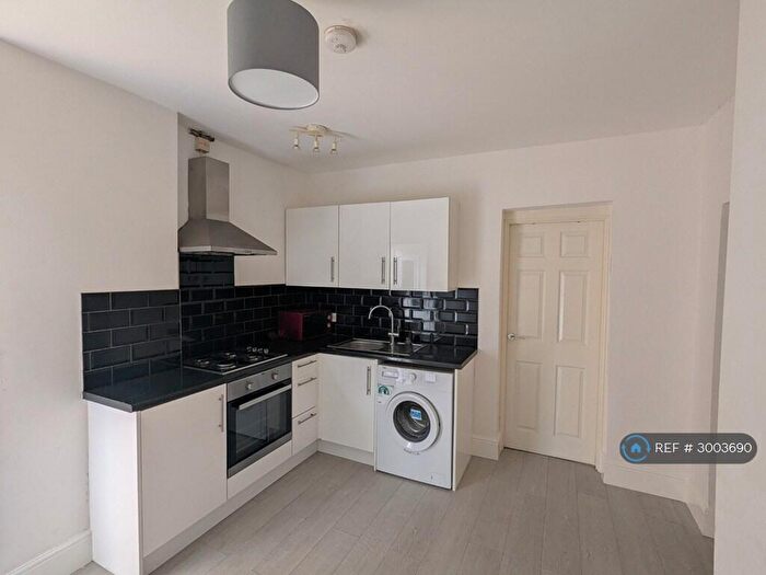 Studio To Rent In Denman St Central, Nottingham, NG7
