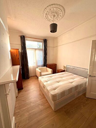 1 Bedroom Flat To Rent In Wellesley Road, Ilford, IG1