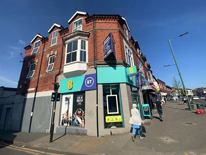 2 Bedroom Flat To Rent In Warwick Road, Acocks Green, Birmingham, B27