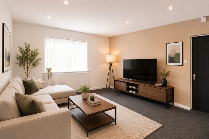 2 Bedroom Flat To Rent In Uttoxeter Road, Blythe Bridge, ST11