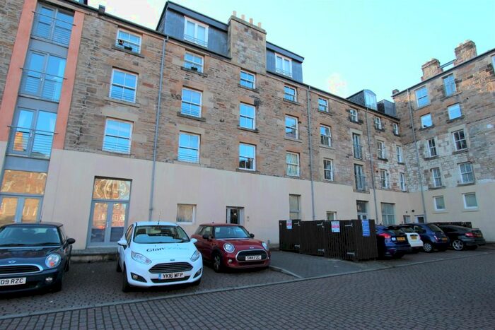 1 Bedroom Flat To Rent In Hermand Crescent, Slateford, Edinburgh EH11