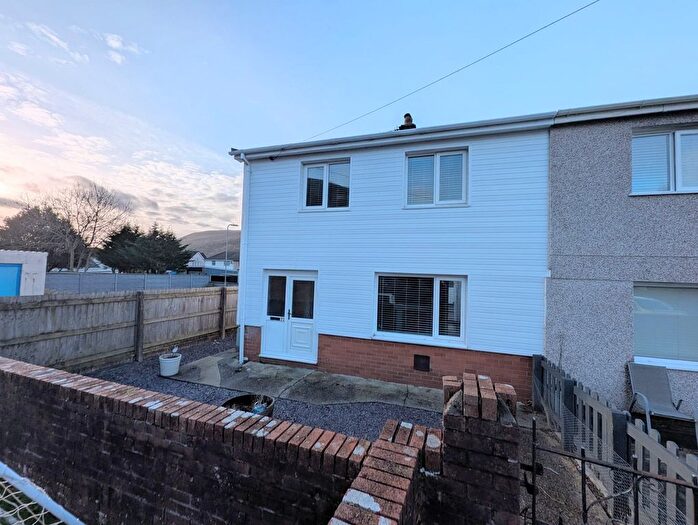 3 Bedroom Semi Detached House For Sale In Glanyrafon Road, Ystalyfera, Swansea., SA9