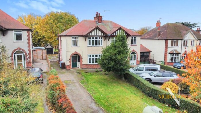 3 Bedroom Semi-Detached House For Sale In Pinfold Lane, Welham, Retford, Nottinghamshire DN22