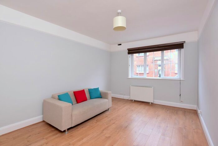 2 Bedroom Flat To Rent In Ranelagh Gardens, London, SW6