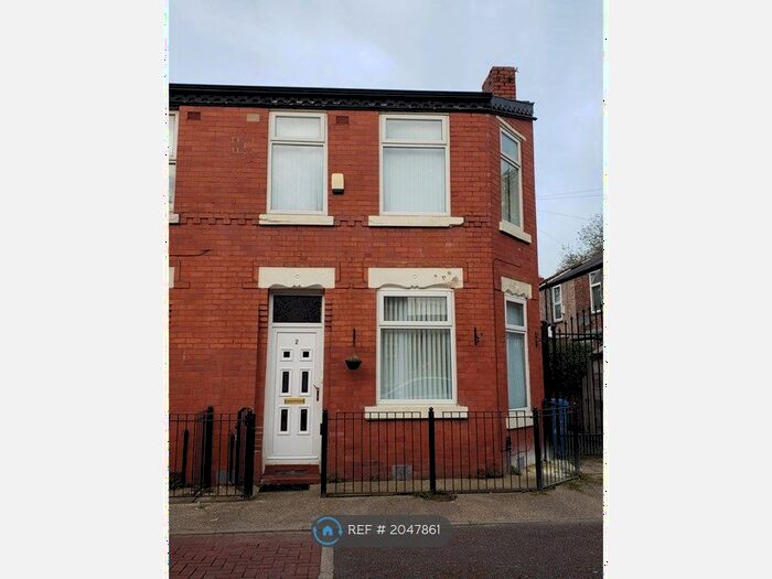 4 Bedroom End Of Terrace House To Rent In Monart Rd, Manchester, M9