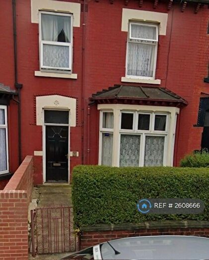 1 Bedroom Flat To Rent In Mexborough Avenue, Leeds, LS7