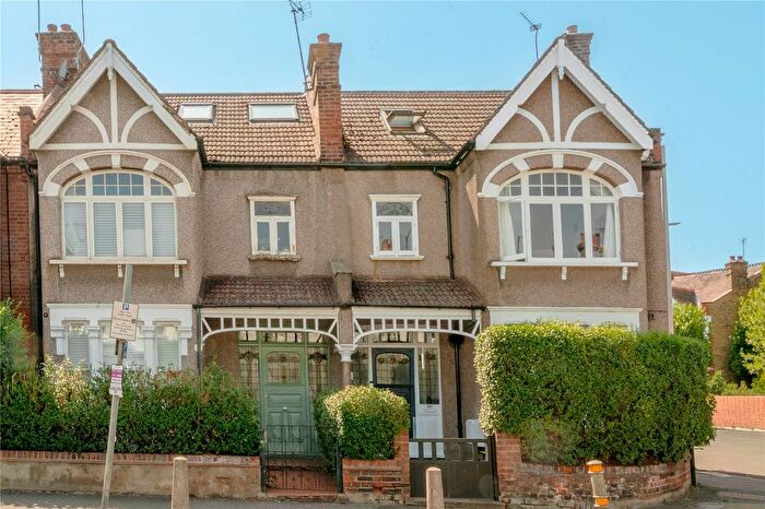 2 Bedroom Flat For Sale In Durnsford Road, Wimbledon Park, SW19