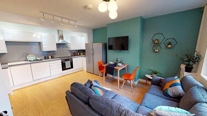 3 Bedroom Cottage To Rent In Peoples Hall Cottage, Hockley, NG1